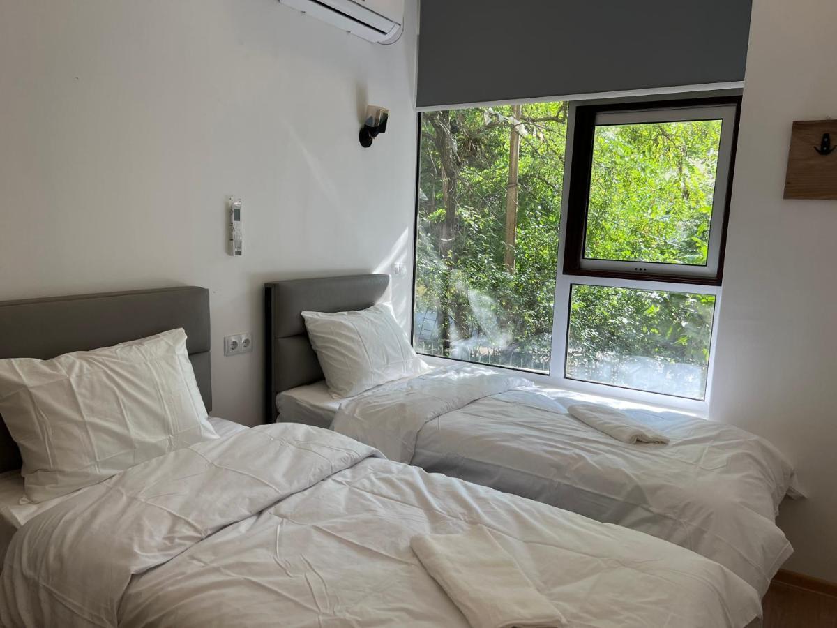 Apple Cozy Hotel Тбілісі Екстер'єр фото