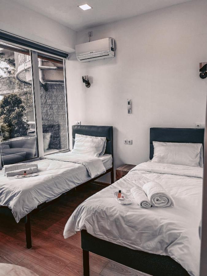 Apple Cozy Hotel Тбілісі Екстер'єр фото