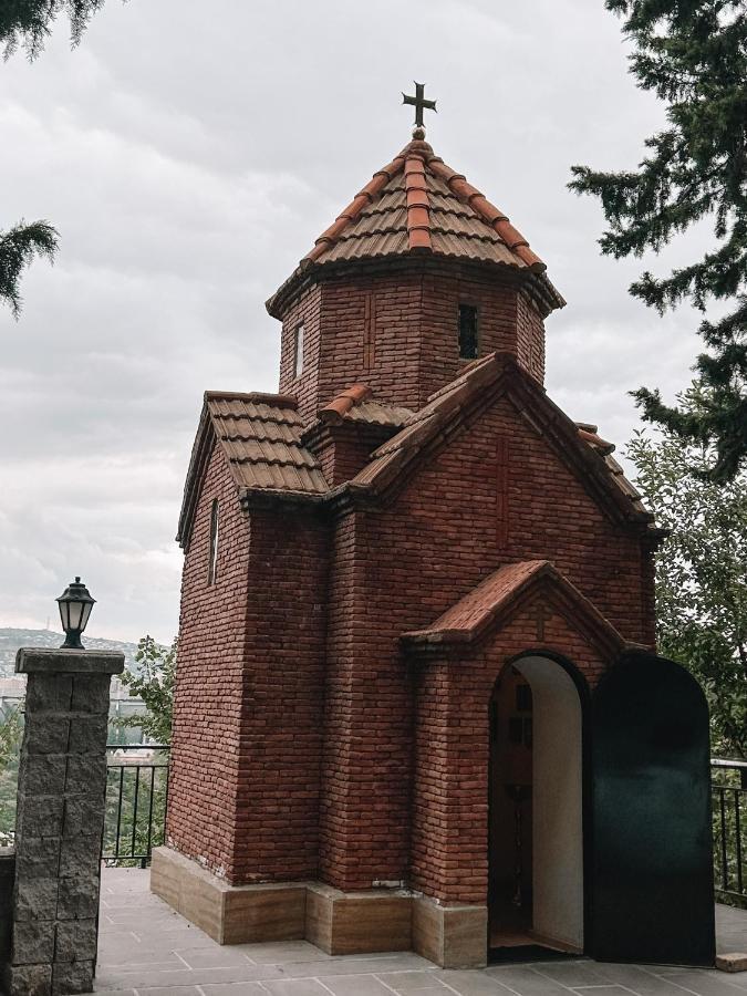 Apple Cozy Hotel Тбілісі Екстер'єр фото